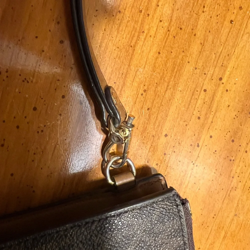 Michael Kors purse and wallet - Picture 5 of 7